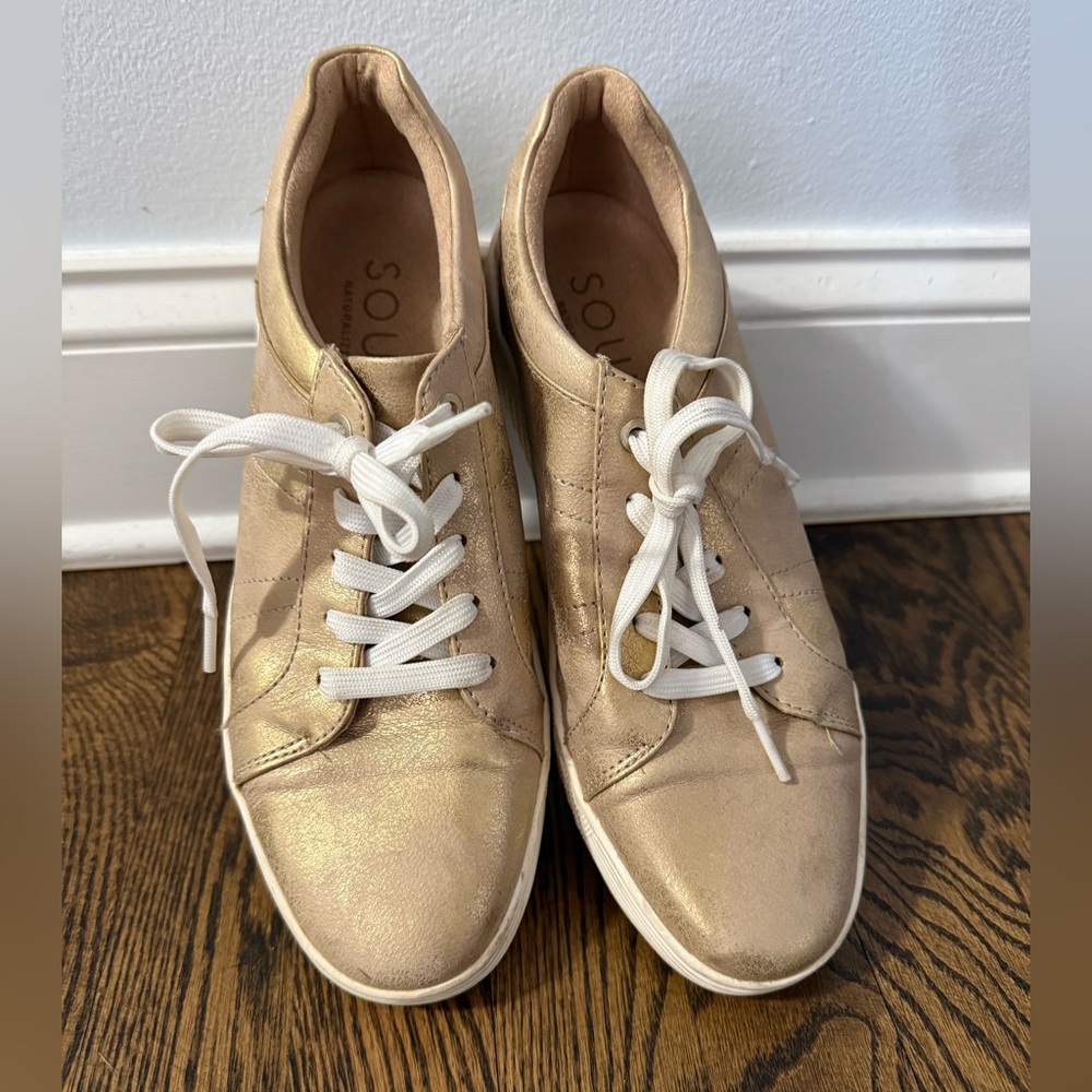 Soul Naturalizer Women's Gold Sneakers